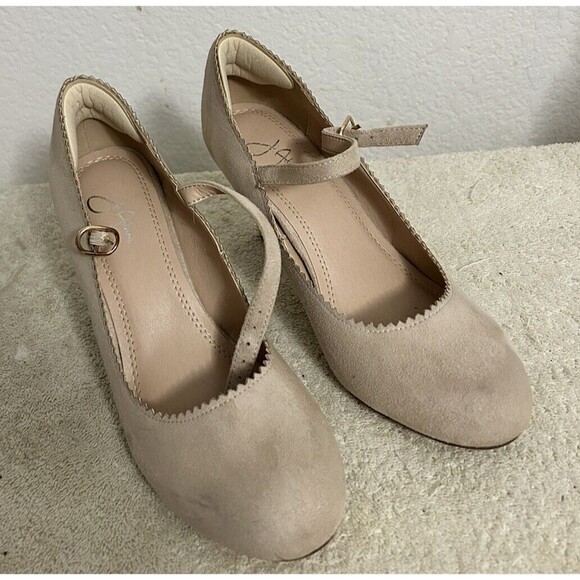 J. Adams Women's 7.5 Honey Heels Round Toes Scalloped Edge Retro Mary Jane Pumps - Picture 2 of 10